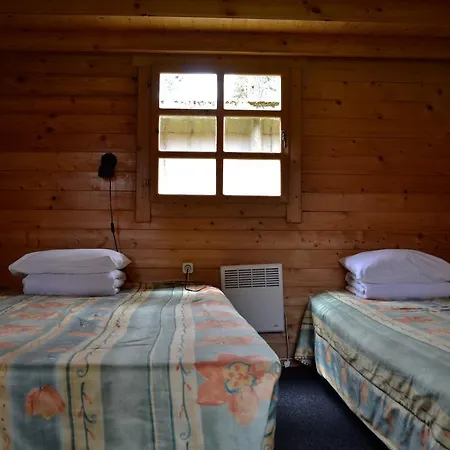 Κάμπινγκ Maennisalu Toila